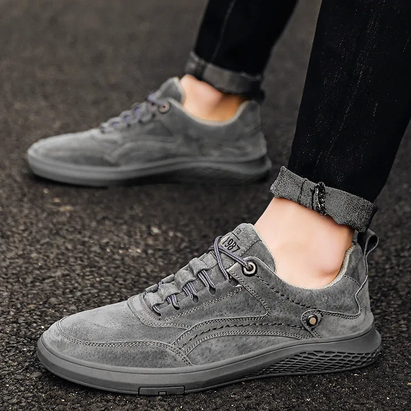 Stylish unisex suede walking shoes, offering comfort and a timeless classic design.