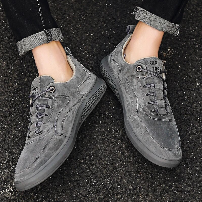 Versatile men's and women's suede sneakers for daily wear and ultimate comfort.