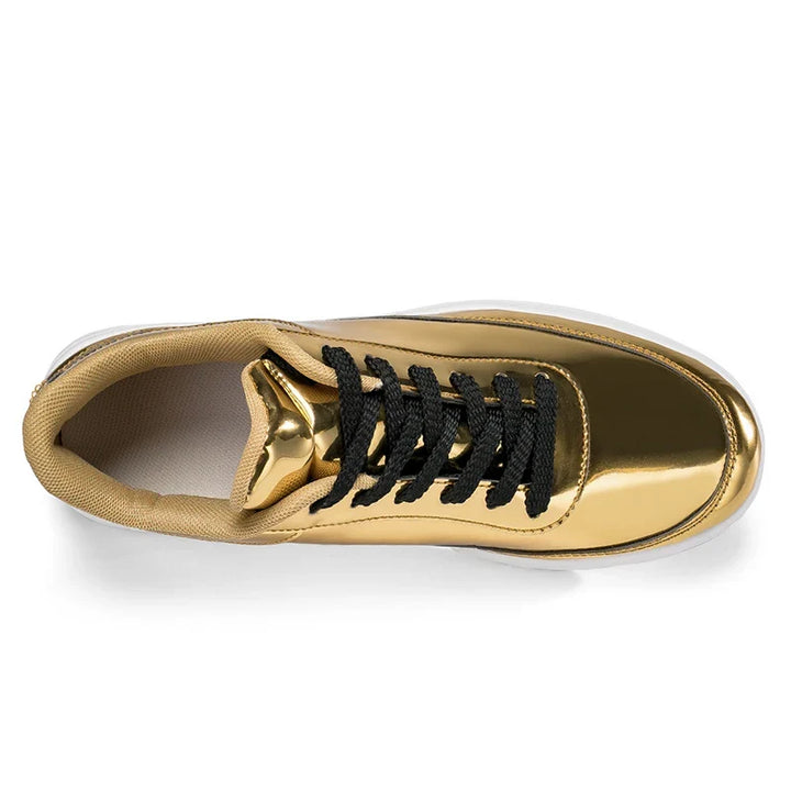 Fashionable Classic Legacy unisex sneakers, versatile for stylish everyday & casual outfits.