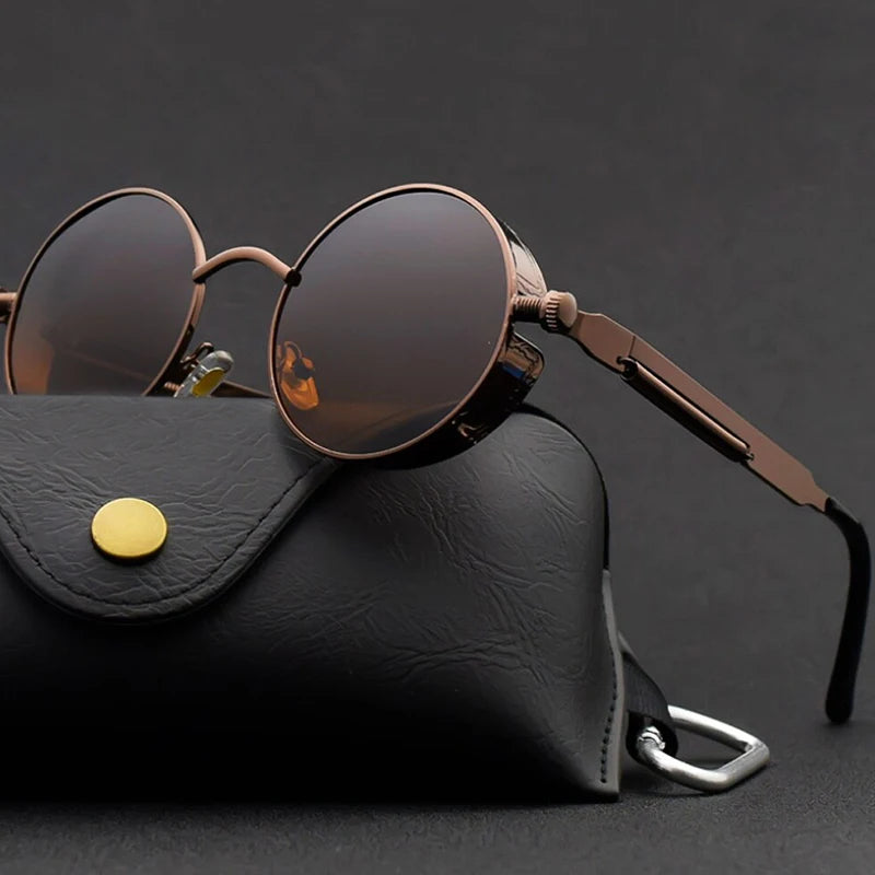 Lightweight aluminum alloy unisex round sunglasses for a classic style.