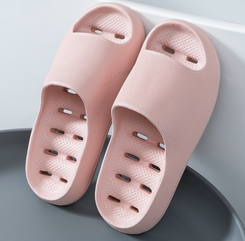 Unisex cloud comfort bathroom slippers. Soft, non-slip, lightweight for shower & home. Ideal indoor footwear.