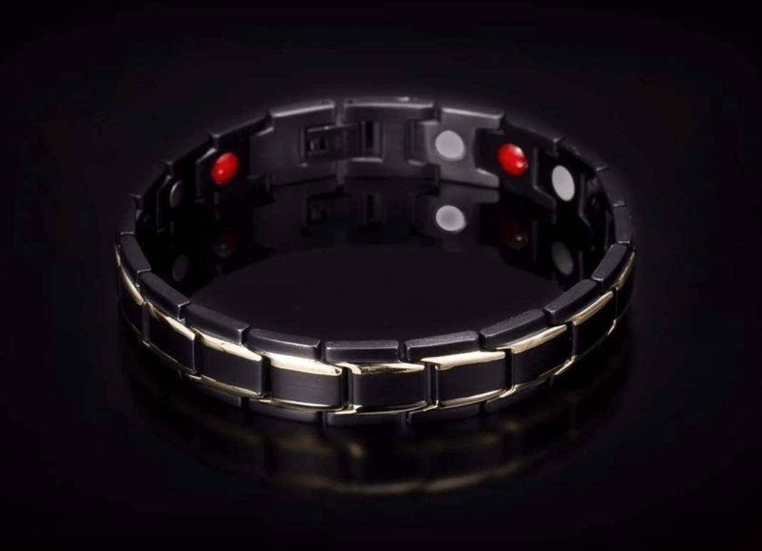CoreFlex unisex magnetic bracelet made of durable stainless steel, health benefits