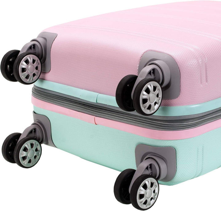 Expandable 2tone green hardside carry-on. Lightweight suitcase with spinner wheels for smooth airport navigation.