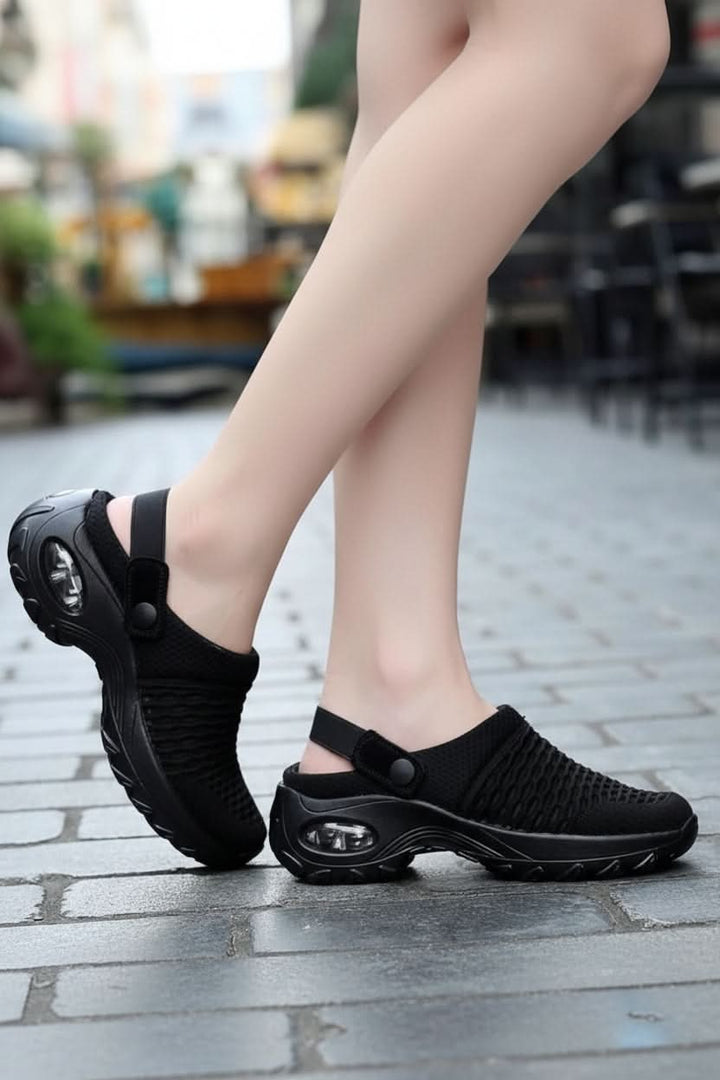Casual unisex orthopedic & diabetic shoes with cushioning for sensitive feet.