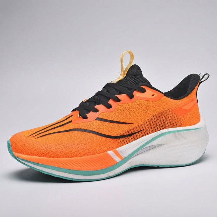Supportive unisex running shoes, Frances, designed for optimal comfort on long trails.