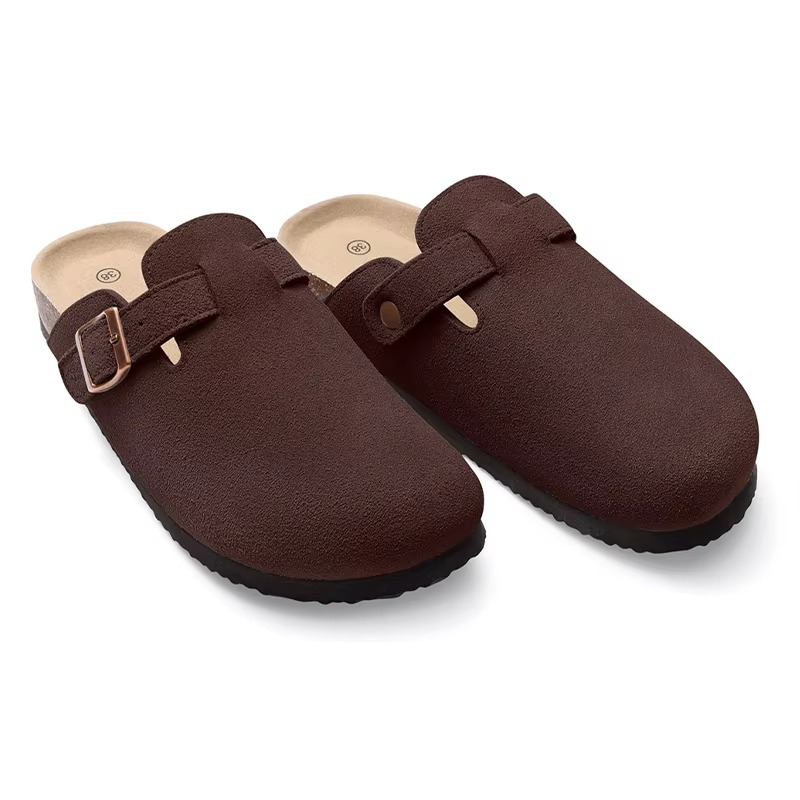 Stylish slip-on clogs for men & women, featuring all-day cushioning & versatile casual appeal.