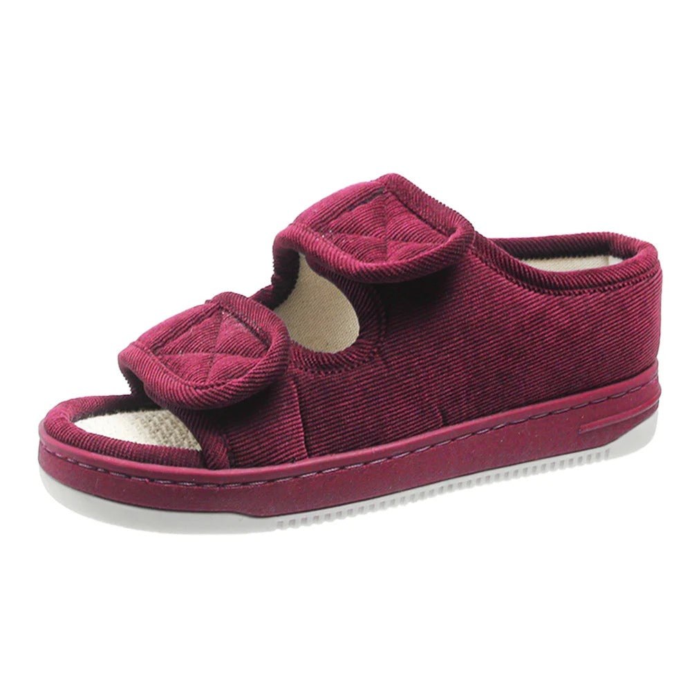 Slip-resistant unisex diabetic sandals. Adjustable wide fit for swollen & sensitive feet, providing comfort.