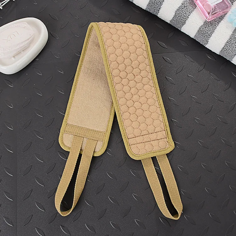 Soft & textured dual-sided back scrubber for a spa-like shower exfoliation. Smooths skin.