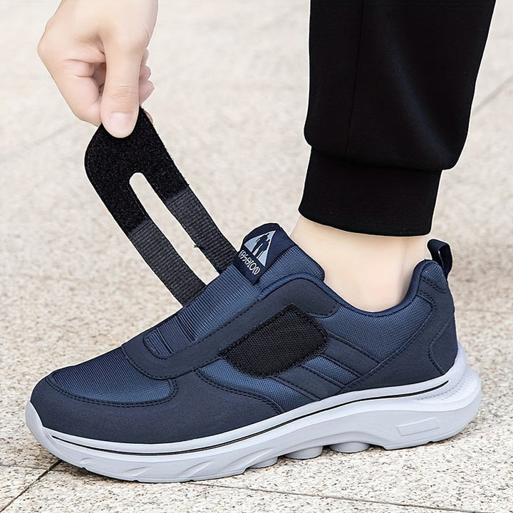 Unisex Velcro comfort shoes, providing effortless wear and support for active daily life.