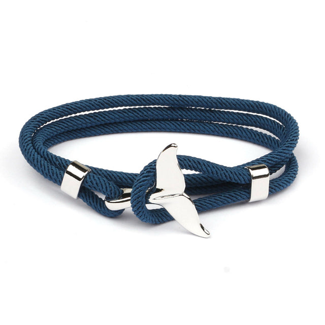 Adjustable anchor bracelet in stainless steel, ideal for marine fashion lovers.