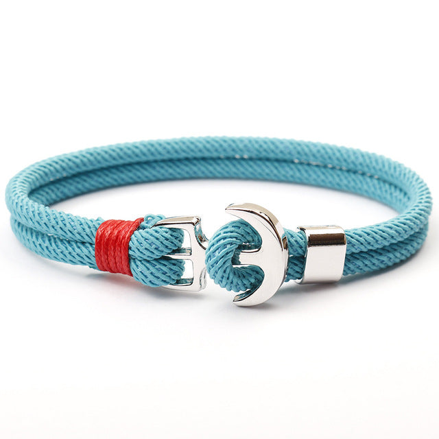 Stainless steel anchor bracelet, adjustable, bringing a touch of marine fashion.