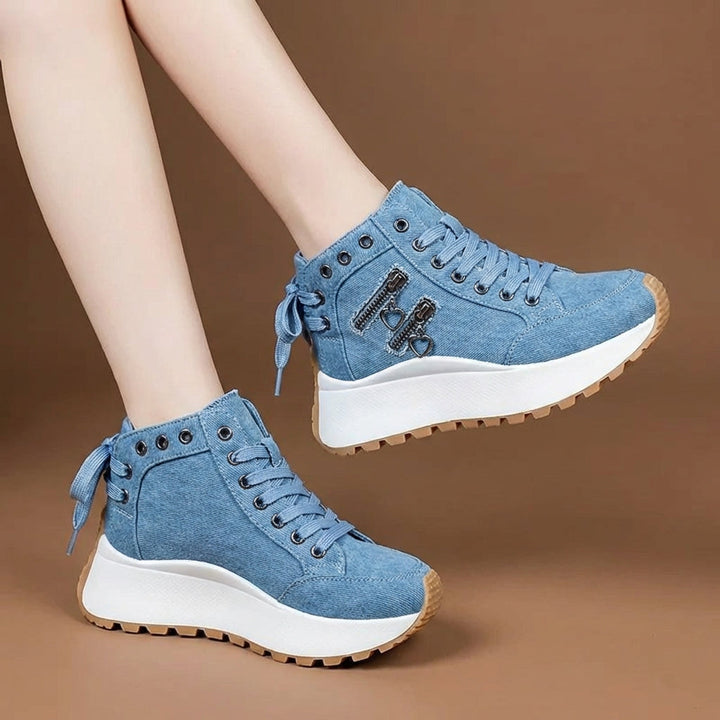 Blue unisex lace-up shoes for everyday comfort. Modern, stylish, and comfortable casual footwear for walking.