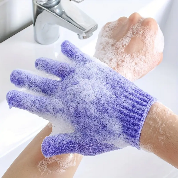 Unisex bath gloves in a two-piece set, ideal for gentle yet effective exfoliation