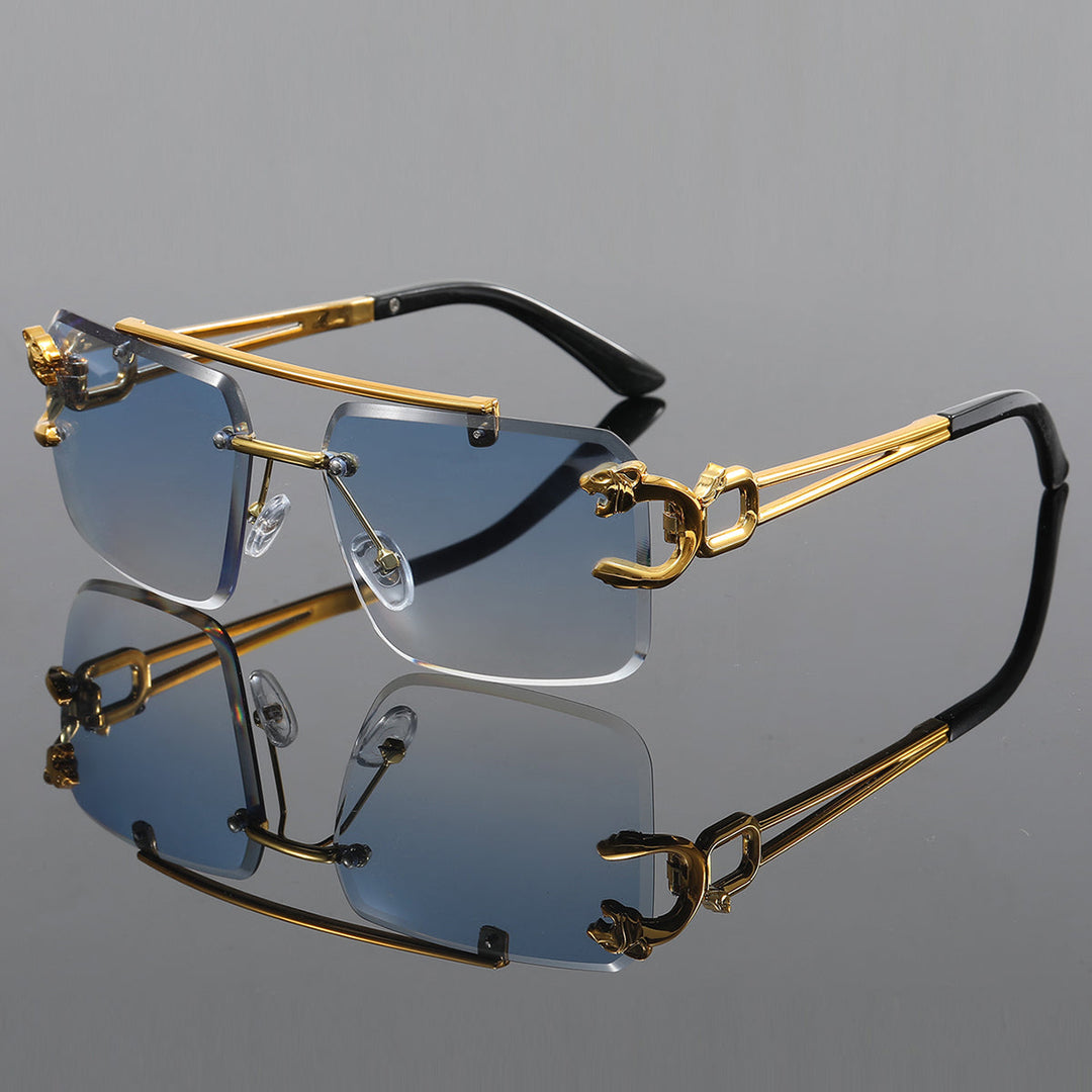Essential unisex sunglasses offering feather-light comfort & full UV protection against sun rays.