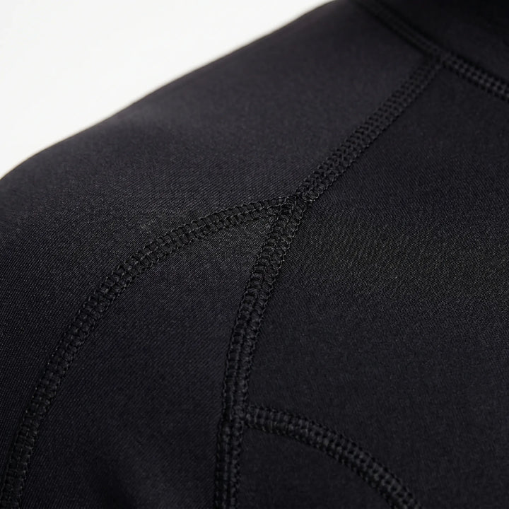 Summer & spring unisex front-zip shorty wetsuit, essential beachwear for active water sports enthusiasts.