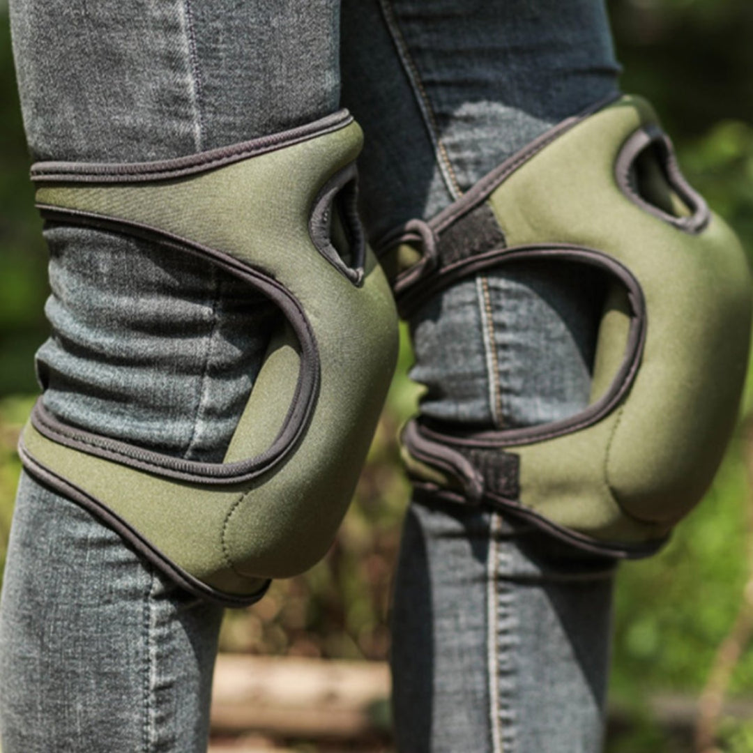Unisex knee protectors for DIY projects & household tasks. Provides ultimate comfort & essential knee protection.