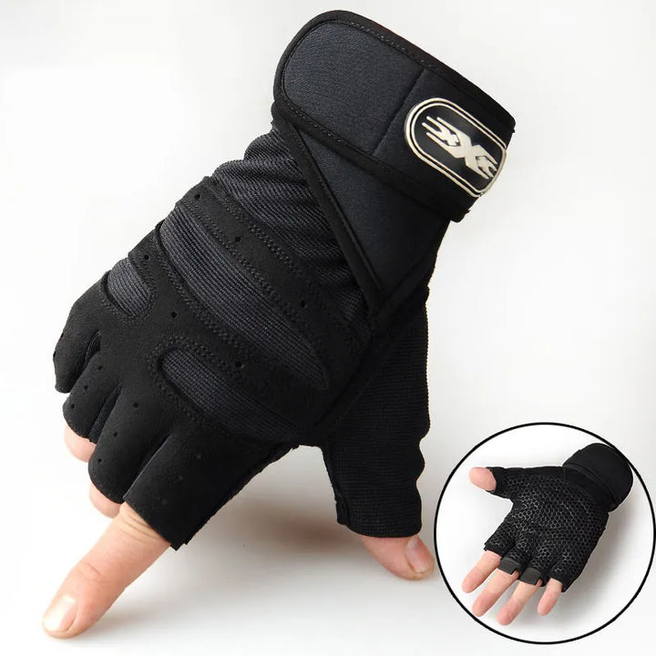 High-performance gym gloves, shock-absorbing with excellent wrist stability.