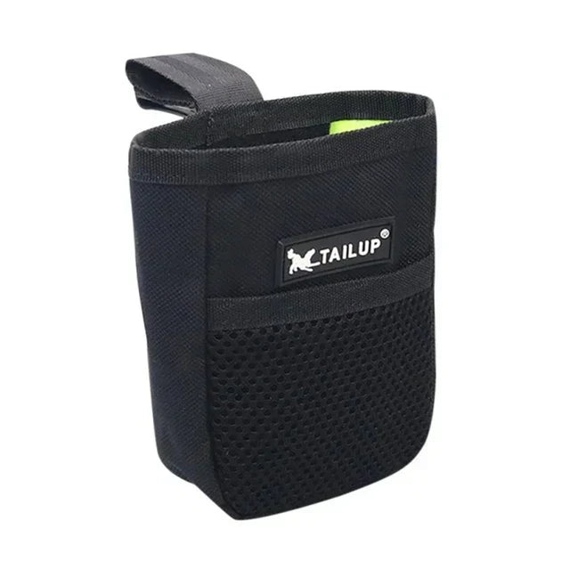 Unisex hip bag for pet training, an essential treat pouch for hands-free dog obedience.