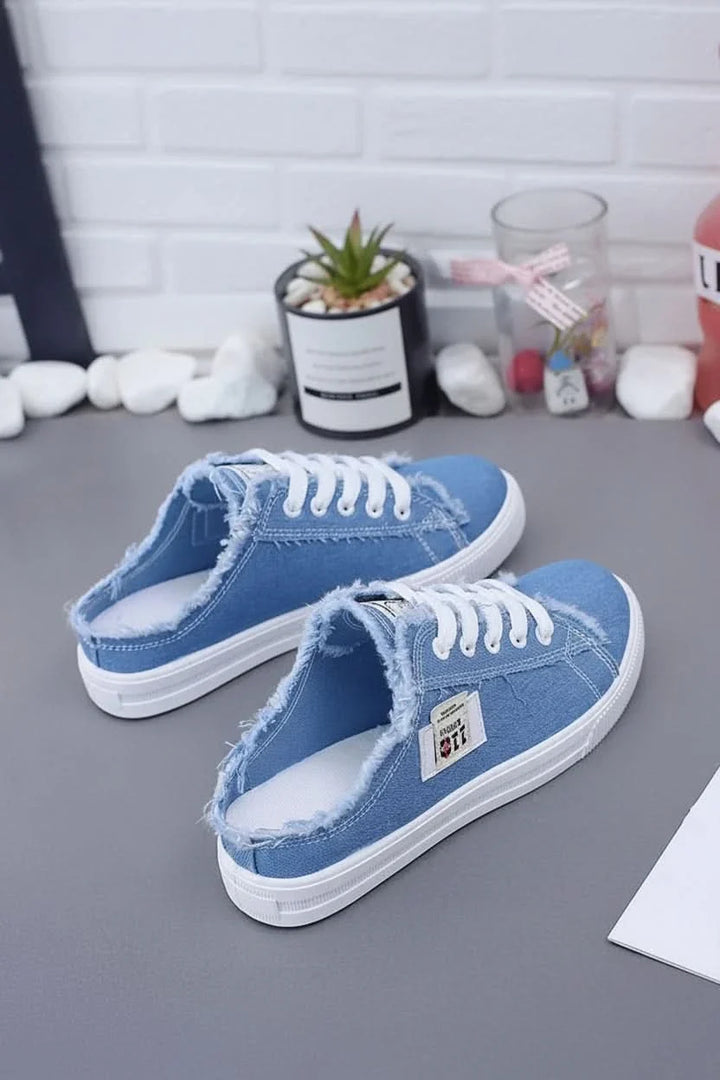 Unisex high-top lace-up white sneakers for everyday casual style & comfort. Perfect street fashion.