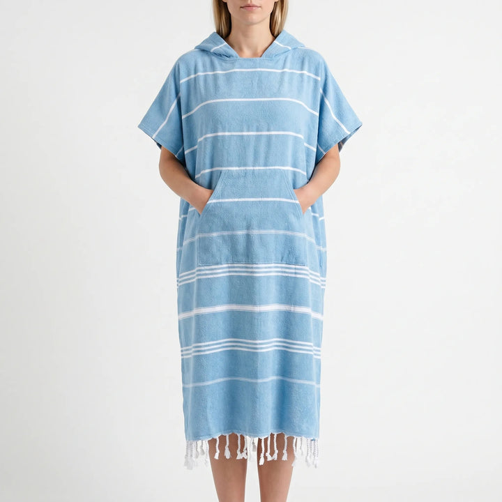 Lightweight unisex hooded changing robe for travel, beach, & water sports convenience.