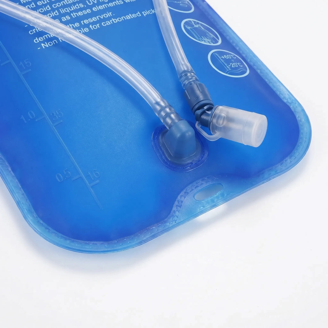 Hydration pack bladder with bite valve & quick-release hose for outdoor sports.