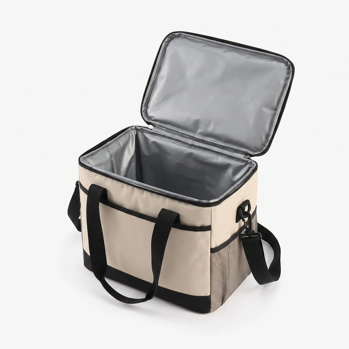 Travel-ready insulated food storage bag with comfortable handle. Essential for meal prep & keeping contents chilled.