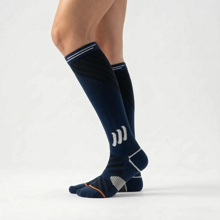 Everyday wear unisex knee-high compression socks. Offers comfortable support & circulation for daily activities.