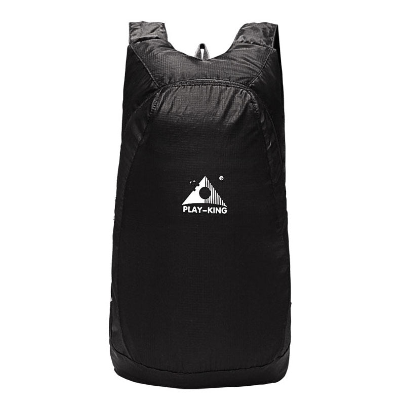 Unisex compact travel bag, 20L, water-resistant, perfect for day trips.