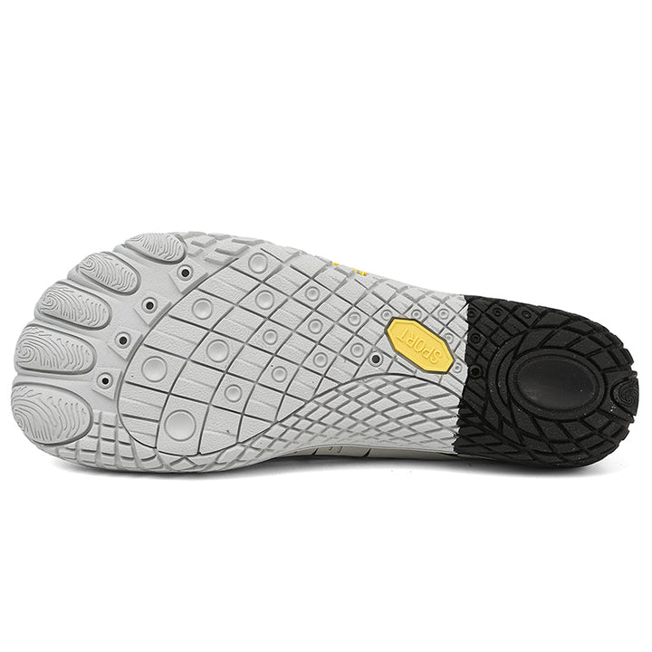 Minimalist unisex athletic shoes, lightweight & flexible, ideal for natural running.