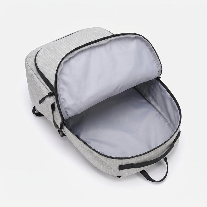 Durable water repellent hydration daypack, great for camping, outdoor excursions & adventure travel.