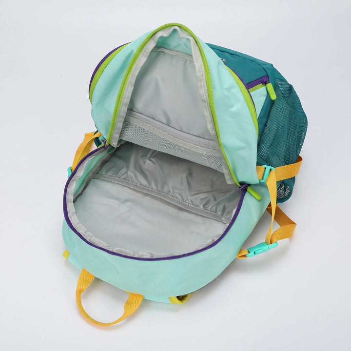 Blue unisex travel daypack. Compact & foldable, great for outdoor sports & city exploration.