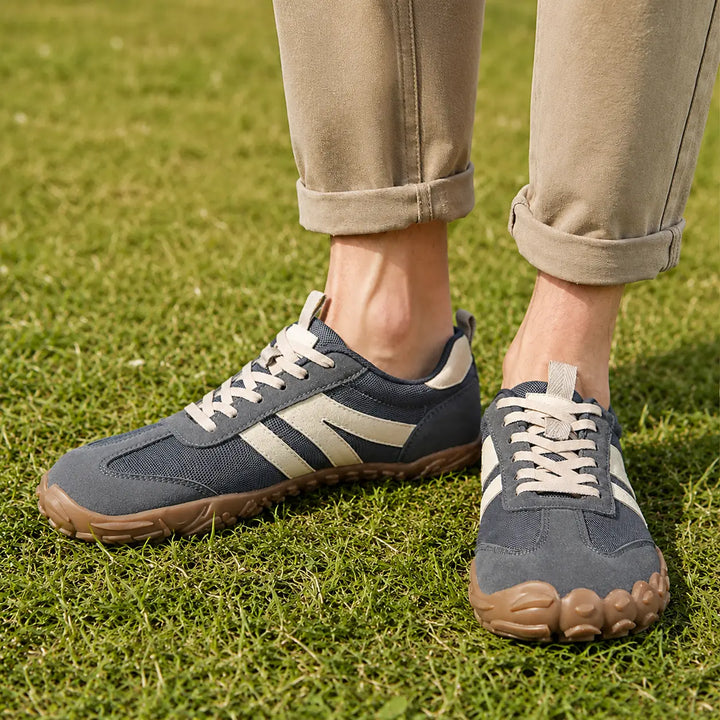 Comfortable unisex wide fit barefoot shoes, ideal for minimalist hiking.