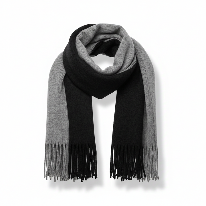 Elegant long cashmere scarf with fringes, perfect for an elevated look