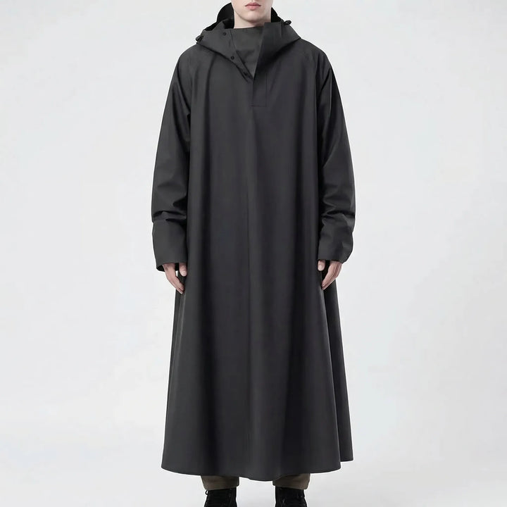 Versatile unisex hooded long rain jacket, essential riding gear for motorcyclists and adventurers.