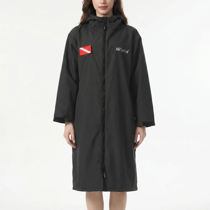 Unisex hooded beach changing robe, perfect for warmth & privacy after swim or surf. Quick-dry long-sleeve.