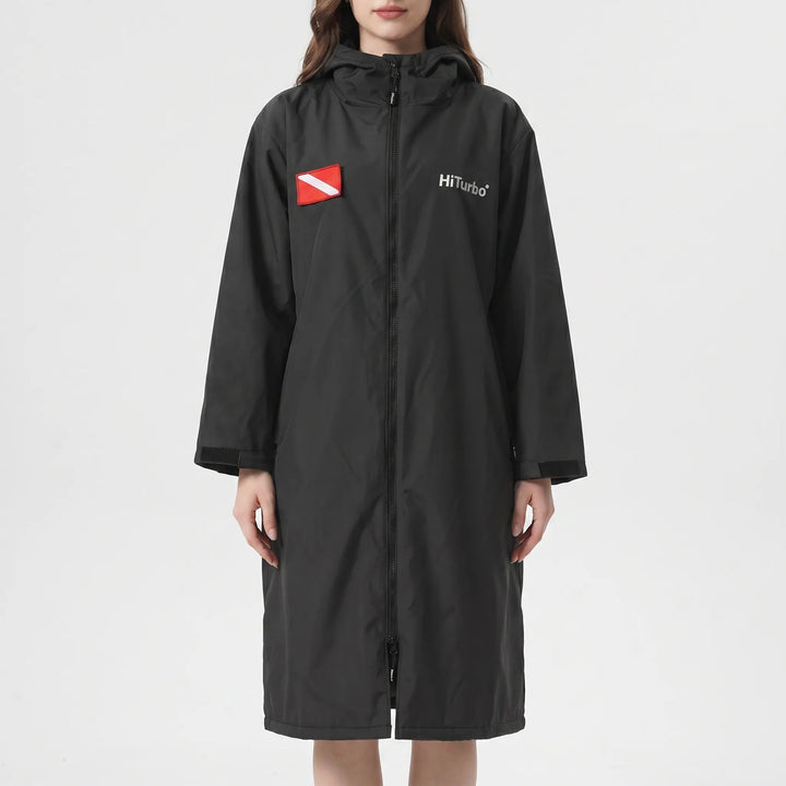 Post-swim or surf, this unisex long-sleeve hooded changing robe offers warmth, privacy & quick-dry comfort.