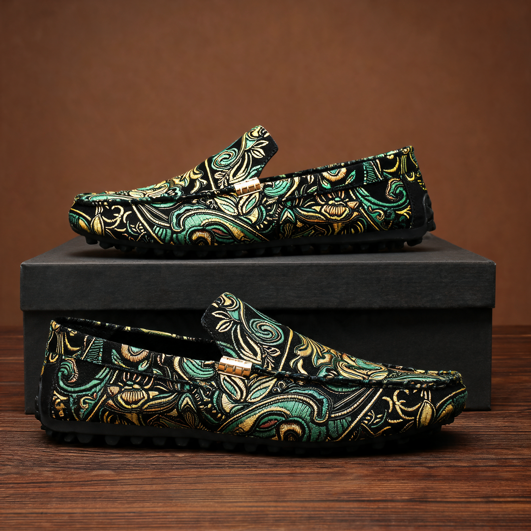 All-day comfort with modern Lorca casual shoes, unisex design for stylish everyday wear and versatile Korean fashion.
