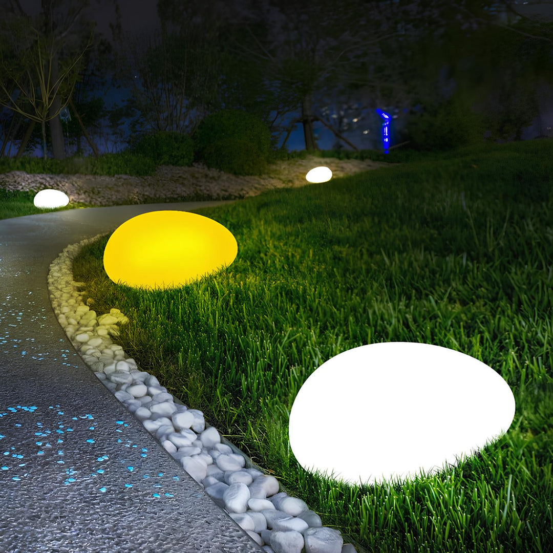 LumaStone wireless rechargeable lamp, pebble design, ideal for garden decor and atmospheric lighting