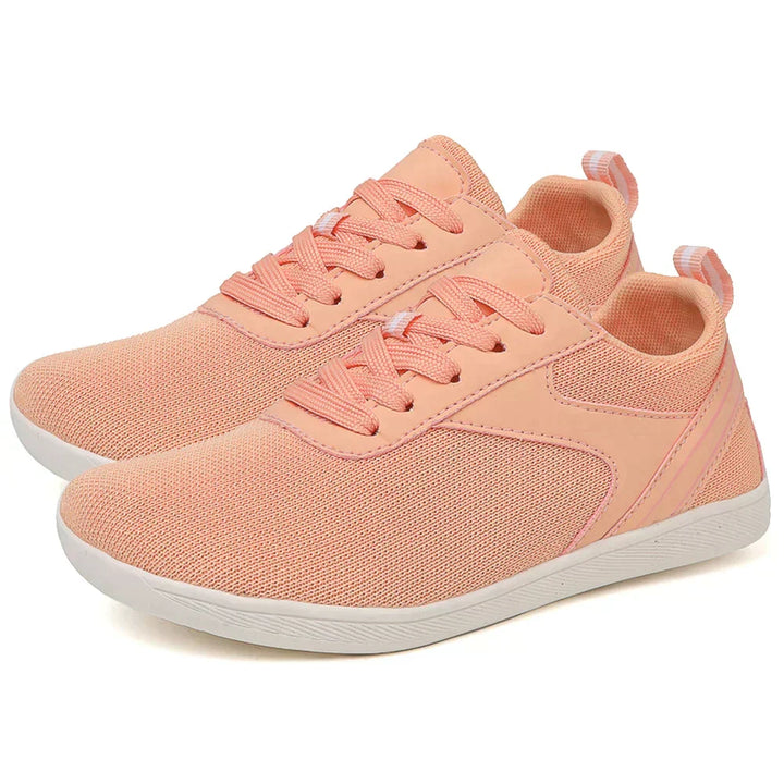 Lightweight Luno unisex barefoot shoes, flexible sole for natural movement, ideal for active wear.