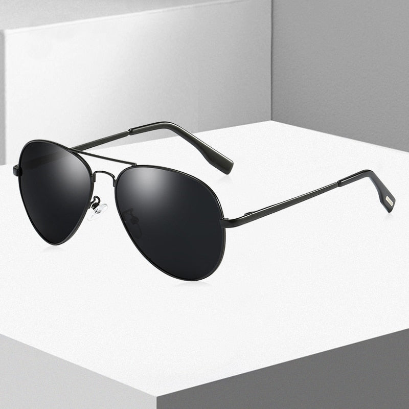 Unisex luxury polarized aviator sunglasses for UV protection & anti-glare. Stylish eyewear for men & women.