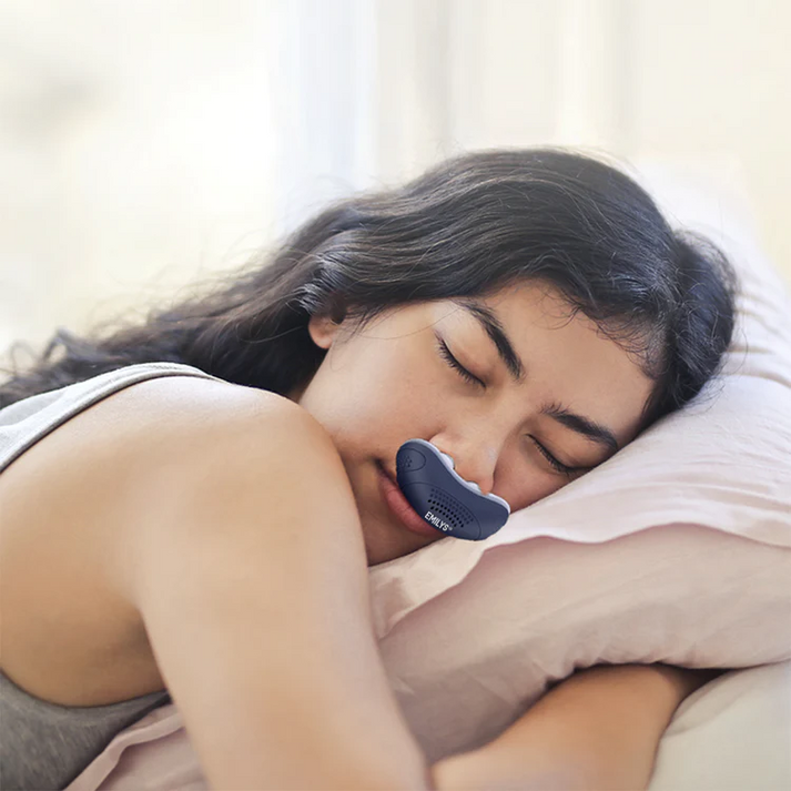 Compact, hoseless & silent micro CPAP device for sleep apnea and snoring. Ideal for home & travel comfort.