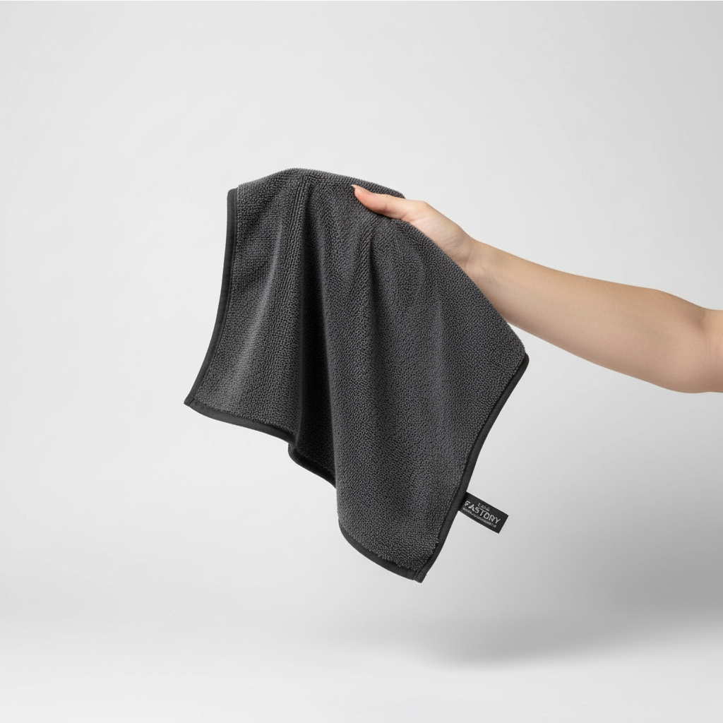 Unisex MicroWonder microfiber cloth for versatile home cleaning, ideal for kitchen & bathroom