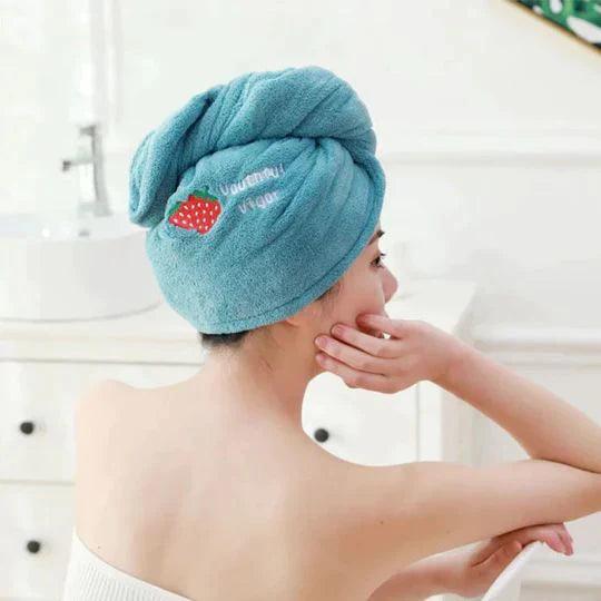 Absorbent microfiber hair wrap for efficient, damage-free hair drying. A unisex haircare essential.