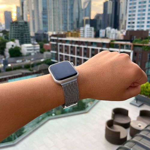 Adjustable Milanese Loop watch strap in stainless steel, comfort fit, unisex smartwatch accessory.