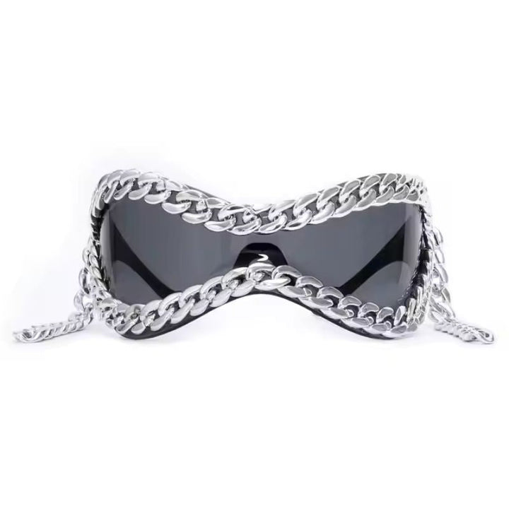 Bold unisex mirrored sunglasses with elegant chain accents. A trendy, statement accessory for contemporary fashion.