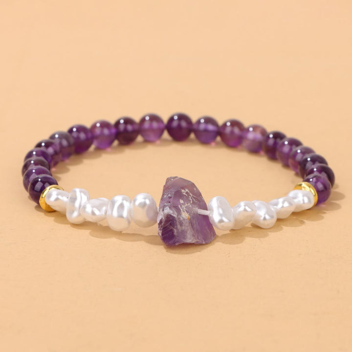 Elegant unisex natural stone bracelet, versatile and perfect for daily style.