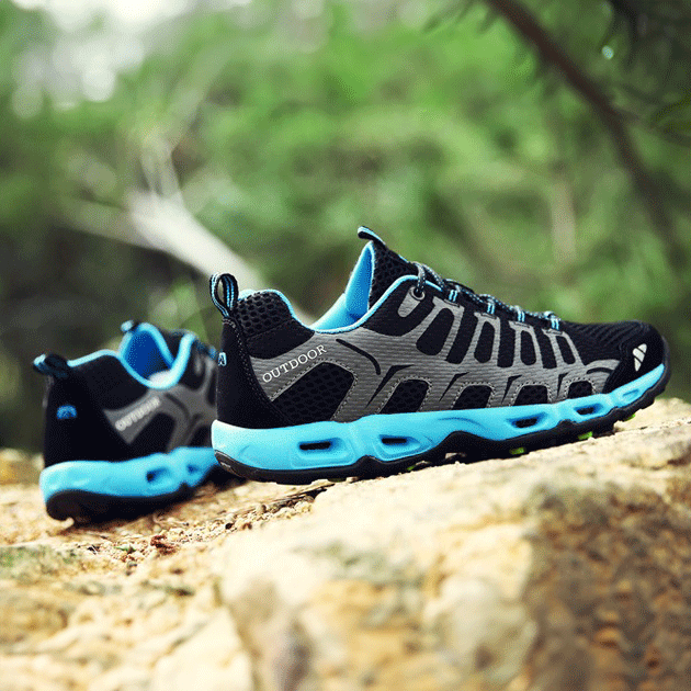 Durable Finn orthopedic unisex walking shoes, offering supportive comfort for outdoor trails.