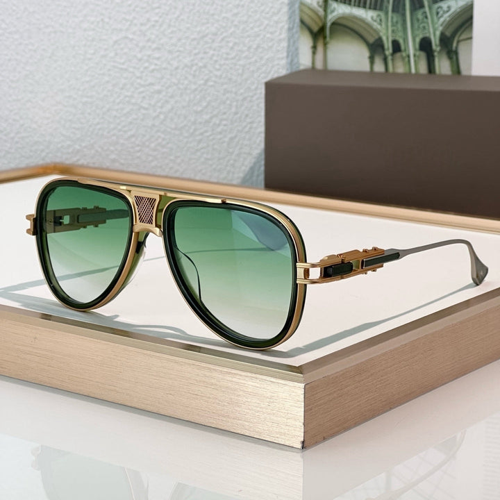 Unisex pilot-inspired UV400 sunglasses for stylish everyday sun protection.