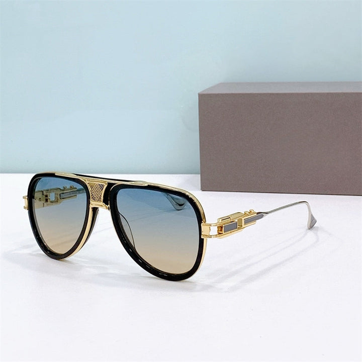 Sleek unisex pilot sunglasses with UV400 protection, ideal eyewear for outdoor activities.