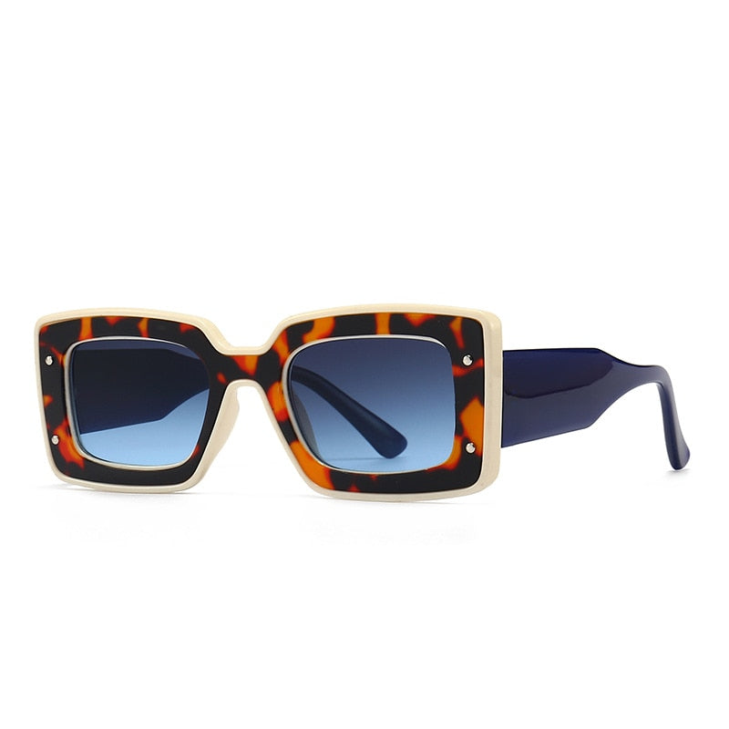 High-quality polarized sunglasses providing UV400 eye protection and glare reduction. Essential unisex eyewear.